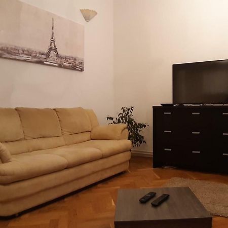 ザグレブApartman Pozegアパートメント エクステリア 写真