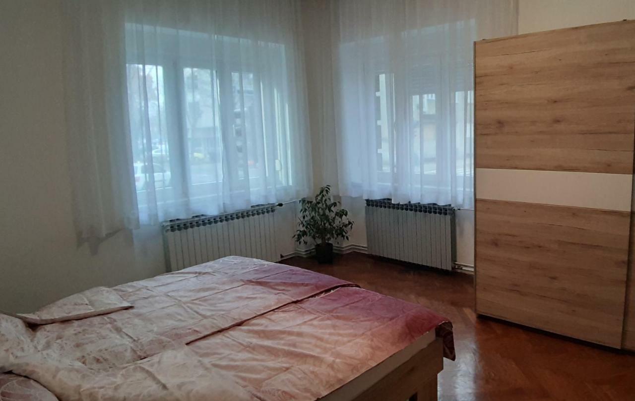 ザグレブApartman Pozegアパートメント エクステリア 写真